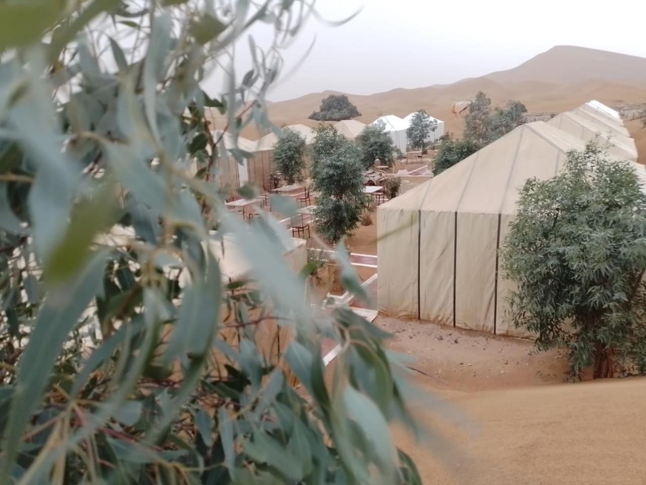 Tafouyte Luxury Camp Hotell Merzouga Rom bilde